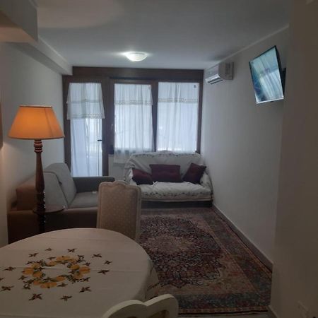 L'Oleandro Casa Vacanze Lejlighed Nettuno Eksteriør billede